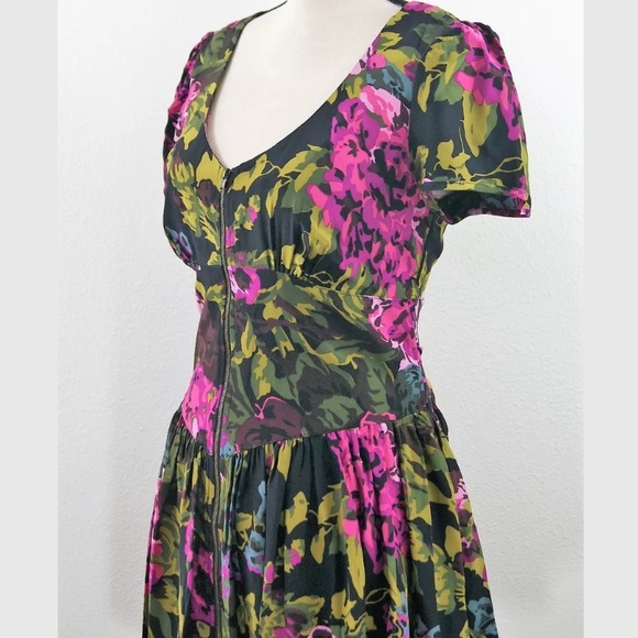 ❌SOLD❌Betsey Johnson Collection Floral Silk Dress - Picture 3 of 8